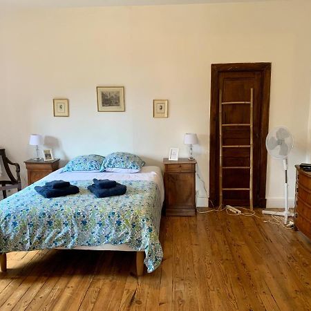 Le Bearn Sous Les Toits Bed & Breakfast Nay  Екстериор снимка