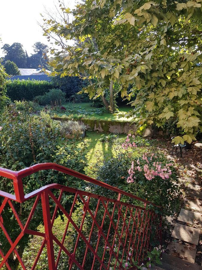 Le Bearn Sous Les Toits Bed & Breakfast Nay  Екстериор снимка